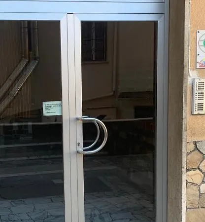 Апартаменты Ylli House