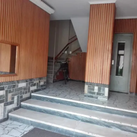 Ylli House *